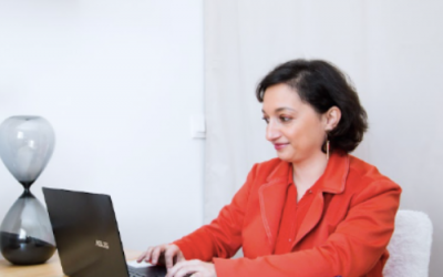Un accompagnement sur-mesure en coaching pour clarifier vos objectifs, dépasser vos blocages et déployer pleinement vos ressources vers l’épanouissement