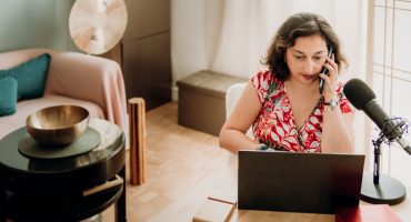 Elisabeth Bernardo Hypnothérapeute Hypnothérapie Coach certifiée professionnelle RDV en présentiel ou en distanciel - Pratiques narratives coaching narratif Arbre de vie Colombes ou La Garenne Colombes Visio