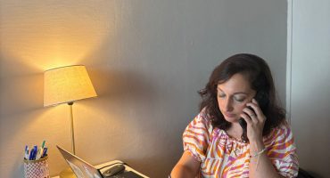 Contactez Elisabeth Bernardo, coach et hypnothérapeute, pour démarrer votre accompagnement personnalisé en hypnose ou obtenir toutes vos informations.